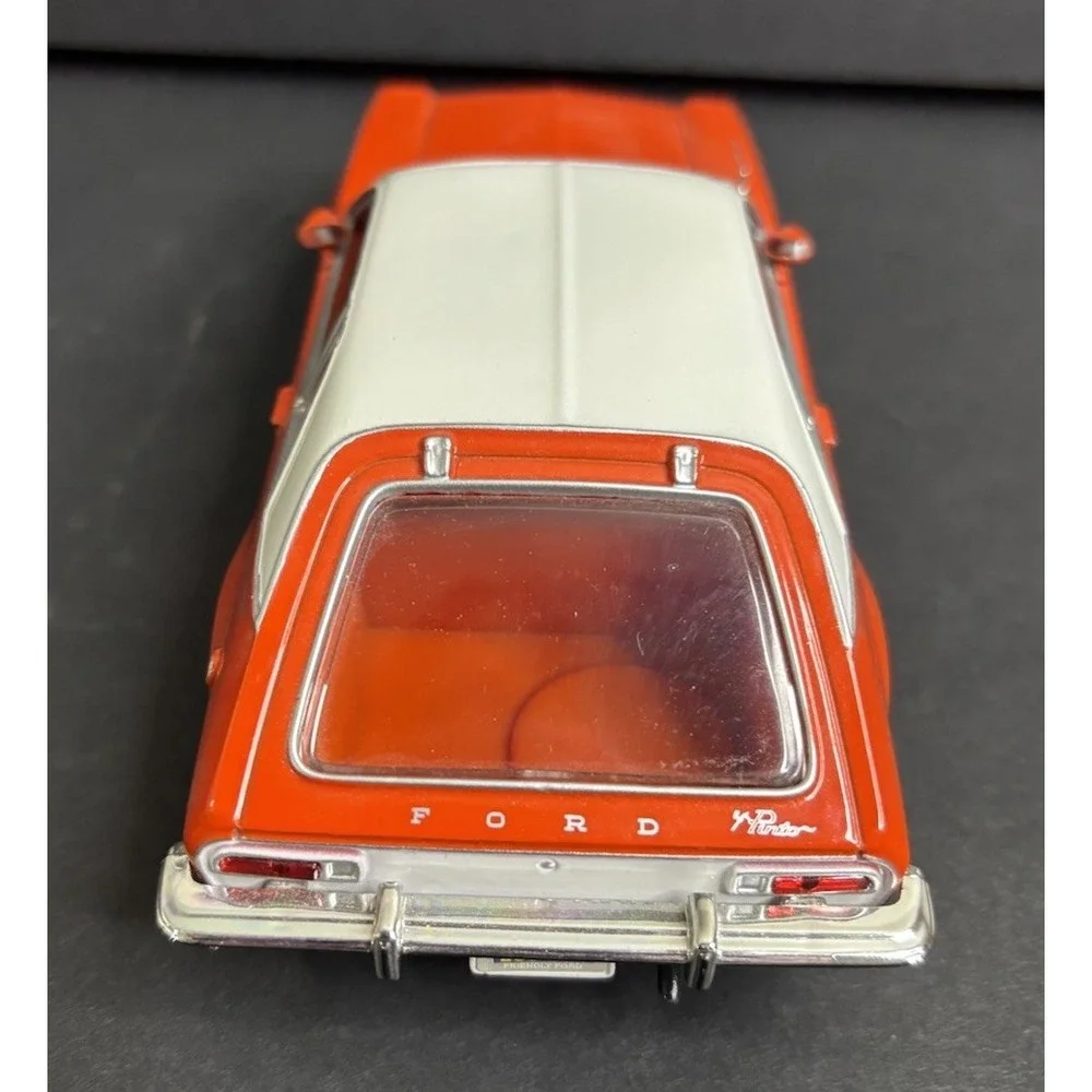 Motor Max 1974 Ford Pinto Orange White Diecast 1:24 No Box